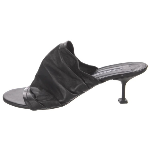 dusica dusica- Black Keba Mule Pumps - Picture 2 of 9